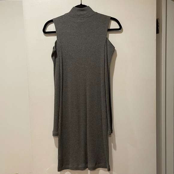 NEW Splendid Cold Shoulder Dress - Picture 3 of 3